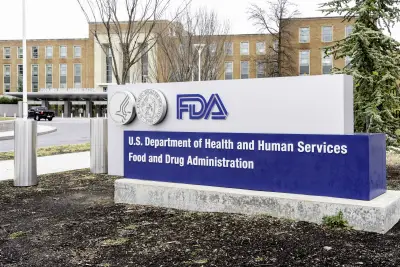 FDA to raise hurdles for vaccines, faulting COVID shots for 10 kids' deaths