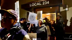 SEPTA strike put off after last-minute Shapiro intervention