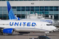 United Airlines flight returns to Dulles airport after engine loses power during takeoff