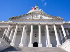 Senate approves bill to end the shutdown, sending it to the House