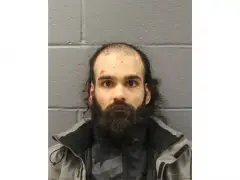 Massachusetts man sentenced to 26 months for attacking a flight attendant with a broken spoon